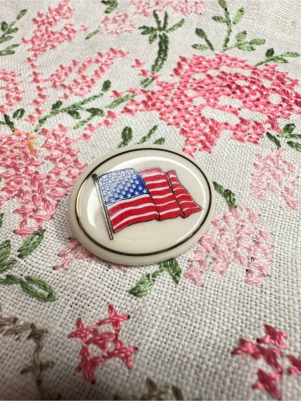 Lenox USA American Flag Brooch Porcelain Gold Trim Oval